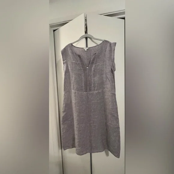 Used Garnett Hill dress with under slip. Size 10. - Picture 1 of 6